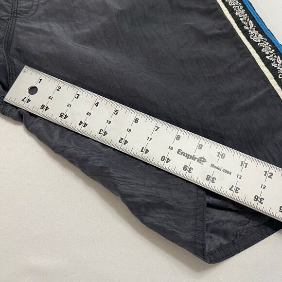 Quiksilver Dark Grey VTG Swim Trunks Size 34 - Picture 4 of 10